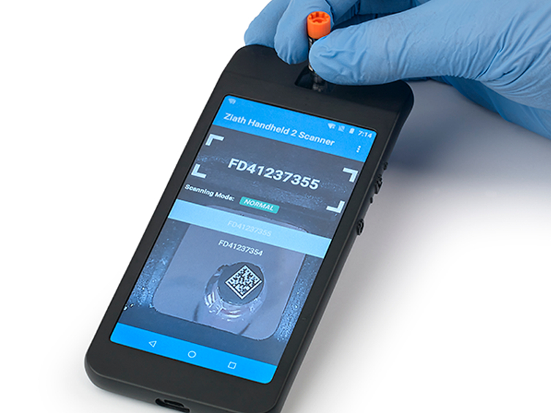 ZTS-HND2 | Handheld 2 Tube Reader | Scanning Detail