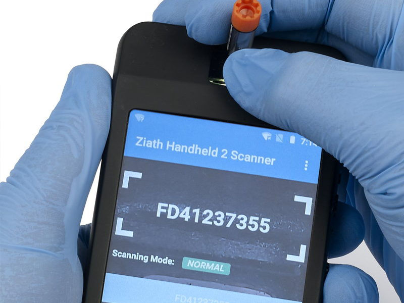 ZTS-HND2 | Handheld 2 Tube Reader | Scanning Detail