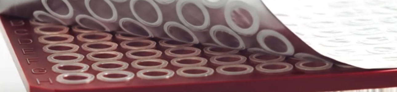 Partly sealed PCR plate